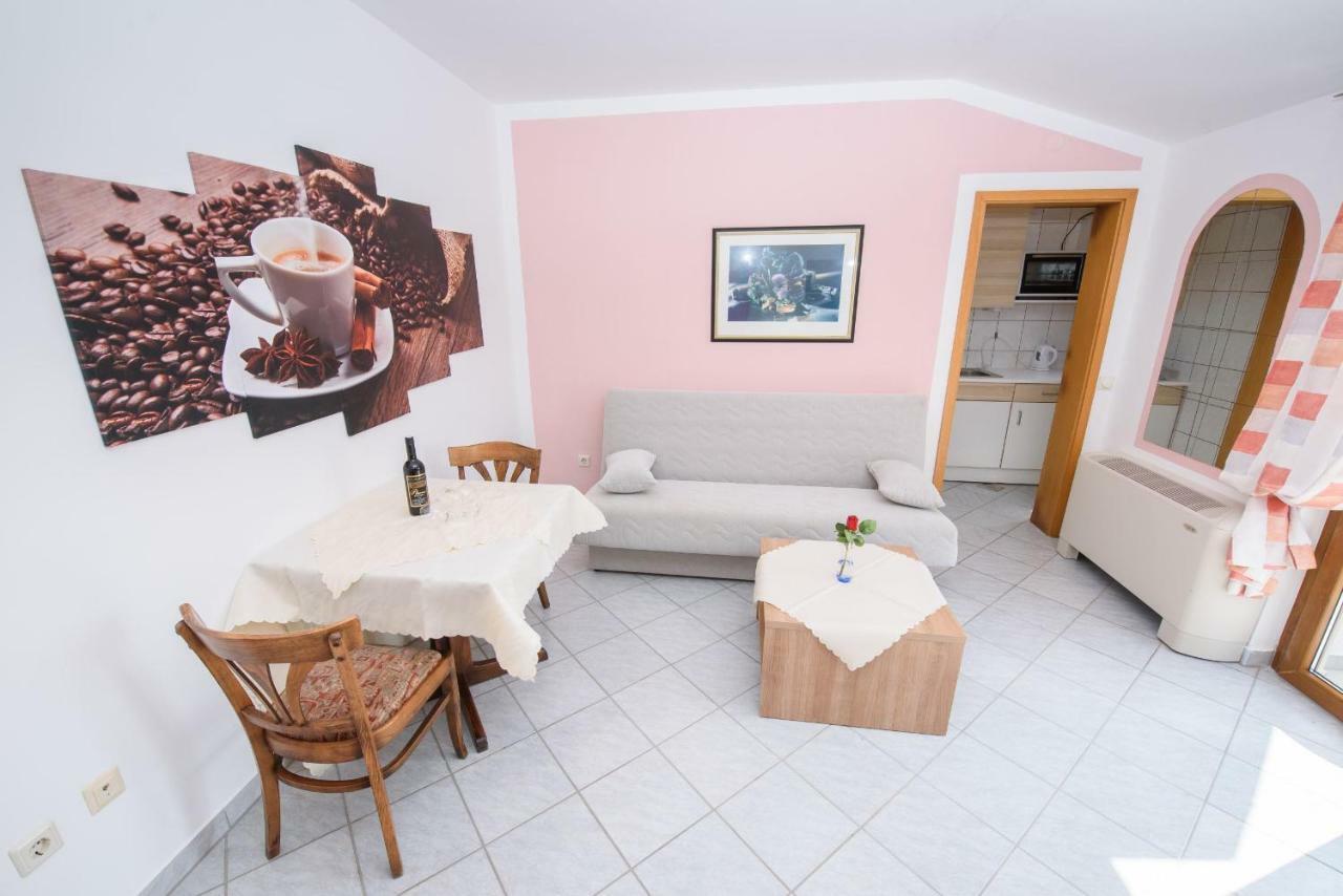 Apartments San Jozef Trogir Eksteriør billede